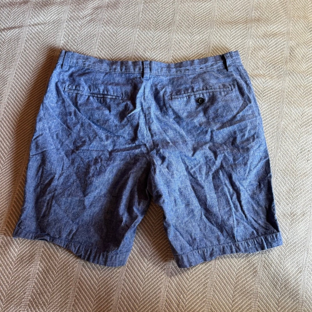 Banana Republic Aiden Shorts Mens 36 Blue Linen Cotton Blend Chambray Flat Front - Picture 4 of 10